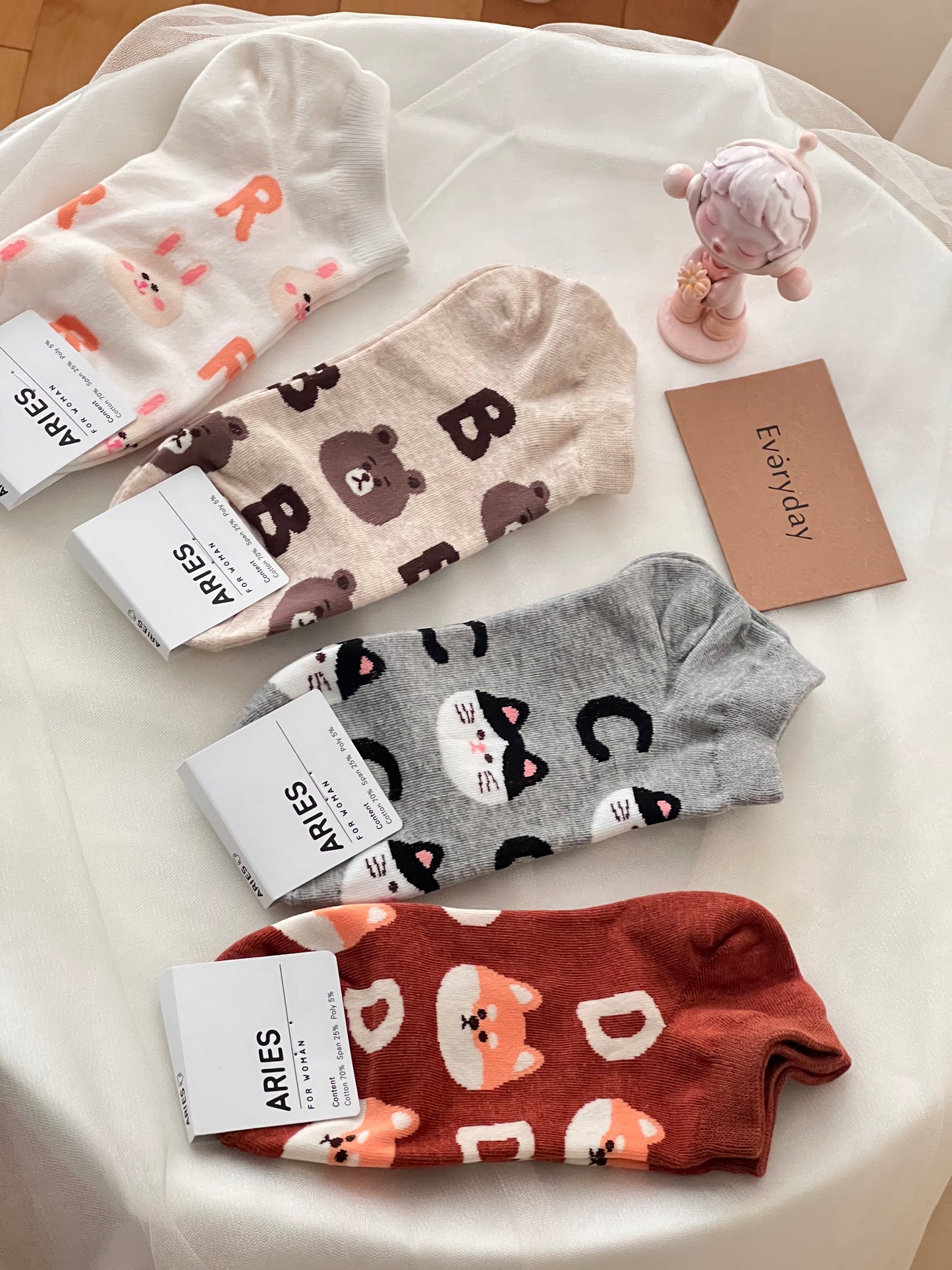 Korean short socks - animal heads and letters